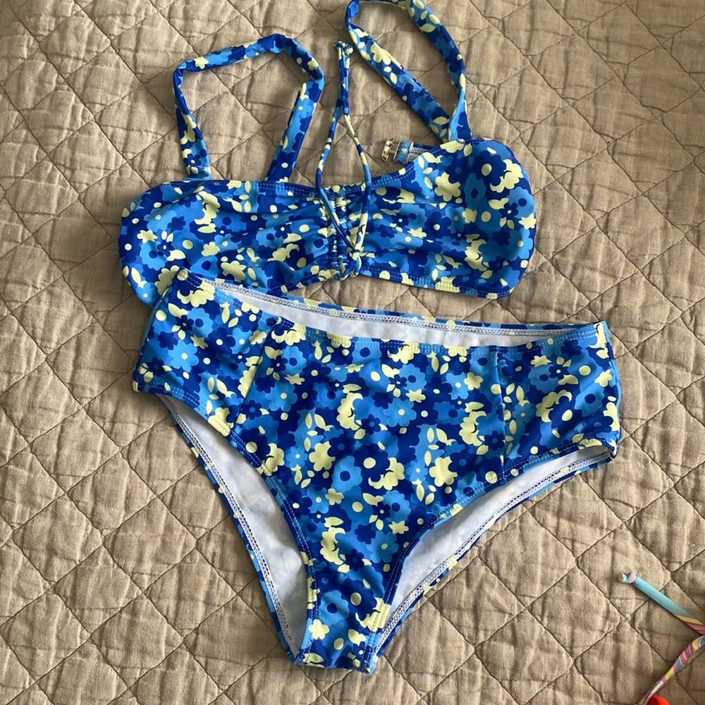 Bunch of shein bathing suits all mediums